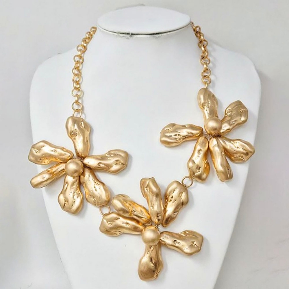 Puffy Metal Triple Flower Link Statement Necklace Matte Gold
